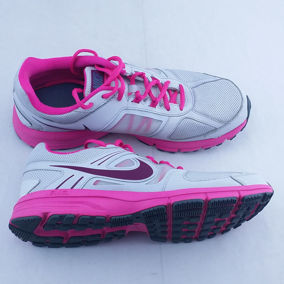 nike air relentless women's